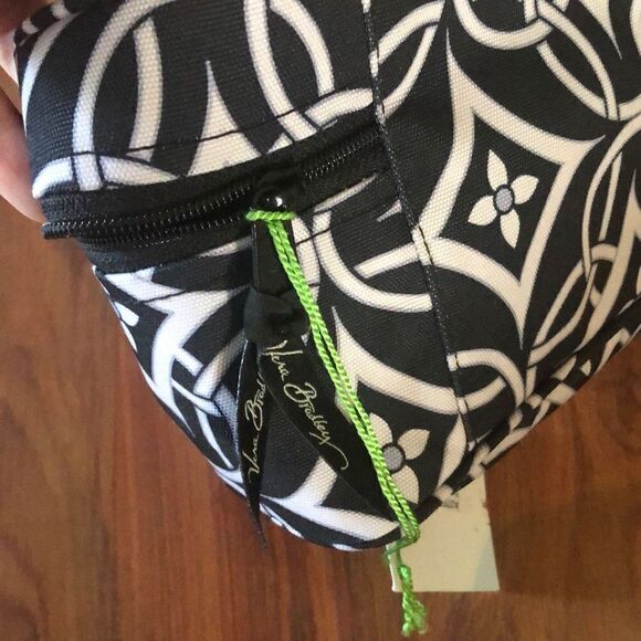 NWT Vera Bradley make up case cosmetic bag Black and white  - Picture 5 of 5